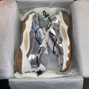 Men Valentino’s sneakers